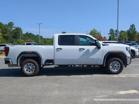 New 2025 GMC Sierra 2500 Pro image 4