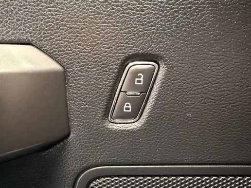 Used 2019 Ford F150 XLT w/ Equipment Group 302A Luxury image 26