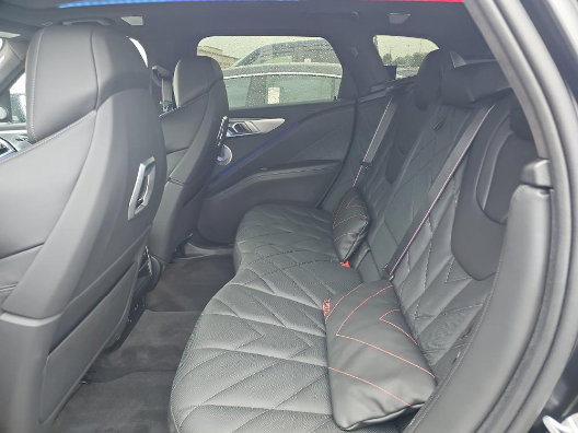Used 2024 BMW XM AWD/4WD image 9