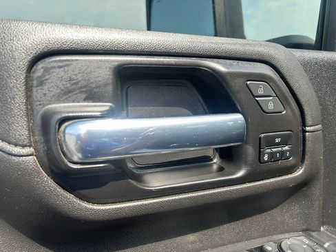 Used 2021 GMC Sierra 3500 Denali w/ Denali Ultimate Package AWD/4WD image 12
