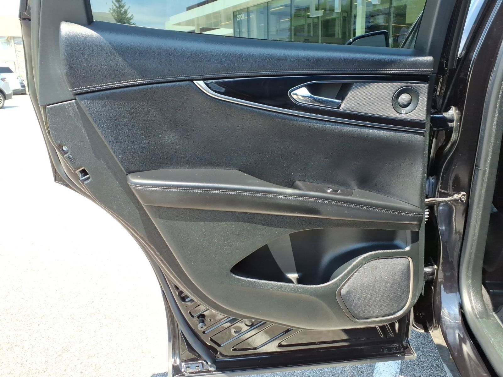 Certified 2023 Lincoln Nautilus Reserve w/ Equipment Group 201A AWD/4WD image 12
