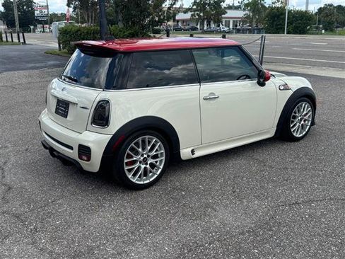 Used 2013 MINI Cooper John Cooper Works w/ Technology Pkg 2 FWD image 4