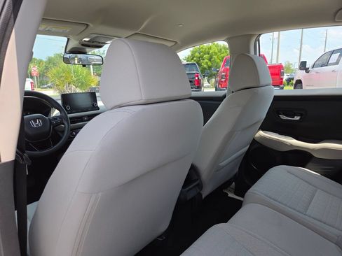 Used 2025 Honda HR-V LX image 24