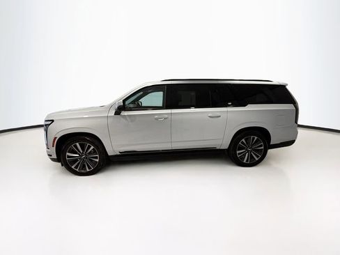 Certified 2026 Cadillac Escalade ESV Sport w/ Touring Package AWD/4WD image 4