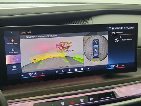 Used 2023 BMW 760i xDrive AWD/4WD image 20