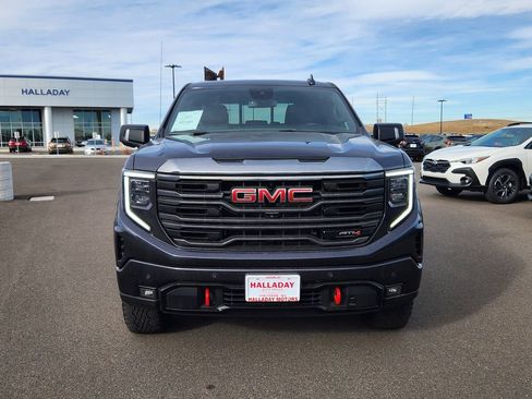 Certified 2023 GMC Sierra 1500 AT4 w/ AT4 Premium Package image 7