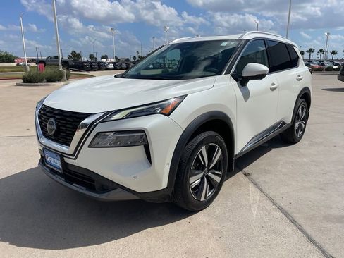 Certified 2023 Nissan Rogue SL w/ SL Premium Package FWD image 3