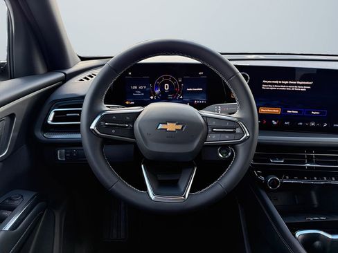 New 2026 Chevrolet Traverse LT image 12