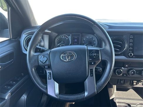 Used 2020 Toyota Tacoma TRD Sport image 12