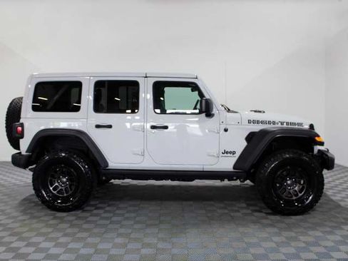 Used 2023 Jeep Wrangler Unlimited Sport AWD/4WD image 7