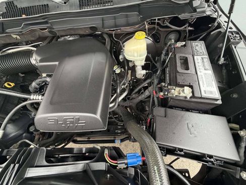 Used 2016 RAM 1500 Express AWD/4WD image 31