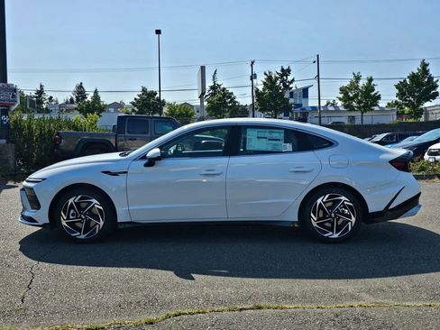 New 2025 Hyundai Sonata SEL image 4