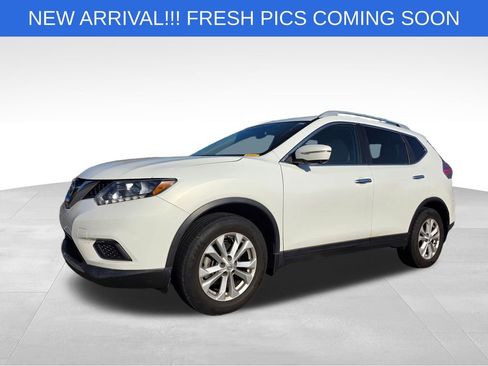 Used 2014 Nissan Rogue SV w/ SV Premium Package image 2