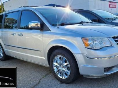 Used 2008 Chrysler Town & Country Limited w/ Entertainment Group #3