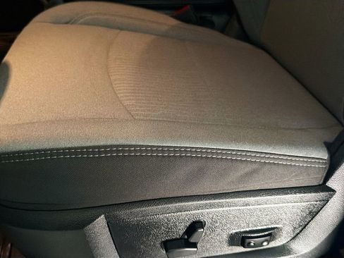 Used 2024 RAM 2500 Big Horn w/ Off Road Package image 22