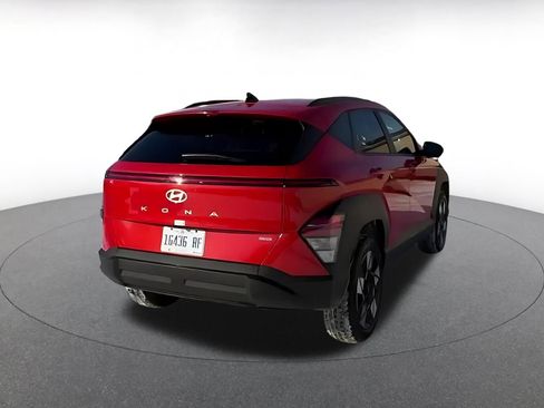 Used 2025 Hyundai Kona SEL image 11