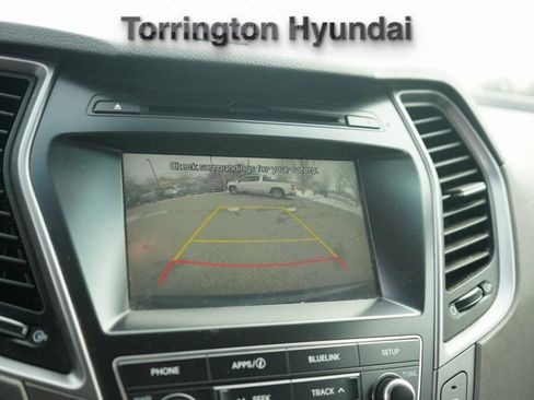 Used 2017 Hyundai Santa Fe SE image 17