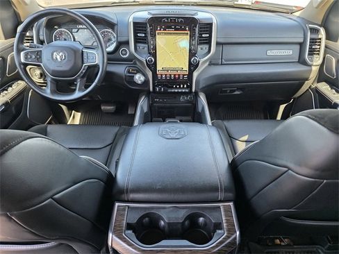 Used 2019 RAM 1500 Laramie image 24