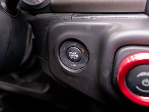 Used 2018 Jeep Wrangler Unlimited Sport S AWD/4WD image 29