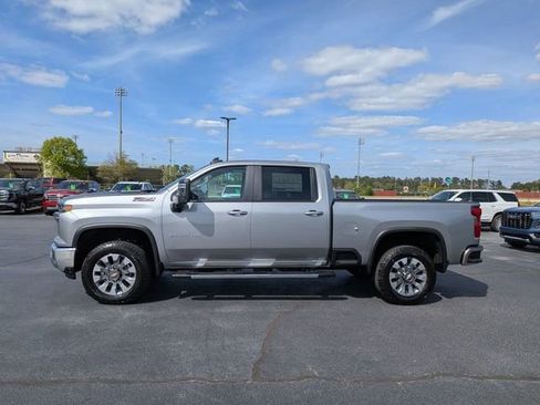 New 2026 Chevrolet Silverado 2500 LT w/ All Star Edition AWD/4WD image 6