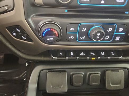 Used 2017 GMC Sierra 2500 Denali w/ Suspension Package, Off-Road image 21