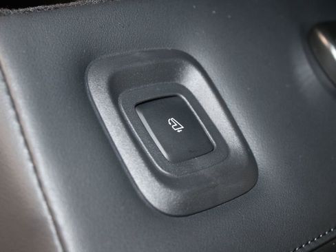 New 2025 Lincoln Navigator Reserve w/ Jet Appearance Package image 37