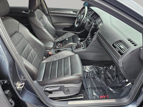 Used 2020 Volkswagen GTI S image 25