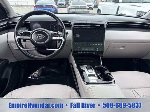 Used 2023 Hyundai Tucson Limited AWD/4WD image 15