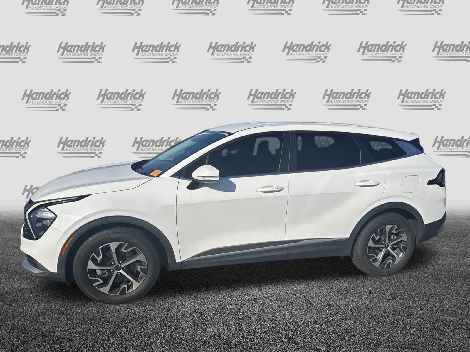 Used 2023 Kia Sportage EX FWD image 7