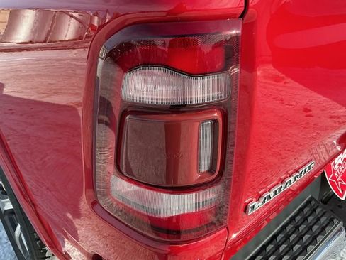 Used 2019 RAM 1500 Laramie image 18