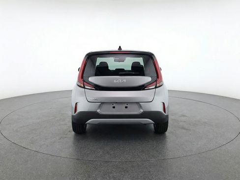 Used 2025 Kia Soul LX w/ LX Technology Package image 7