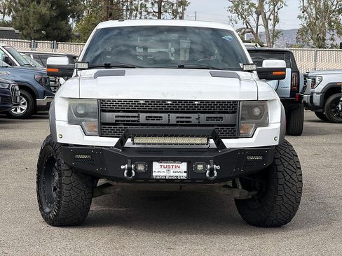 Used 2014 Ford F150 Raptor w/ Equipment Group 801A Luxury AWD/4WD image 2