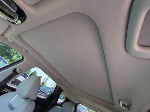 Used 2022 Hyundai Tucson Limited AWD/4WD image 19