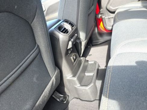 Used 2025 Jeep Wrangler Unlimited Sahara w/ Safety Group image 40