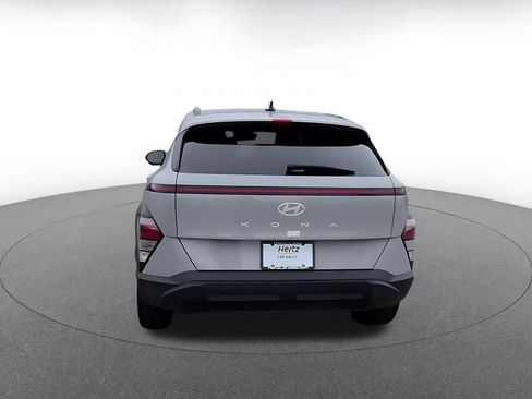 Used 2025 Hyundai Kona SEL image 12