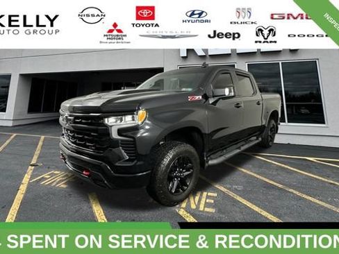 Used 2023 Chevrolet Silverado 1500 LT Trail Boss w/ Convenience Package II AWD/4WD image 1