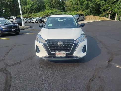 Used 2025 Nissan Kicks Play S image 7