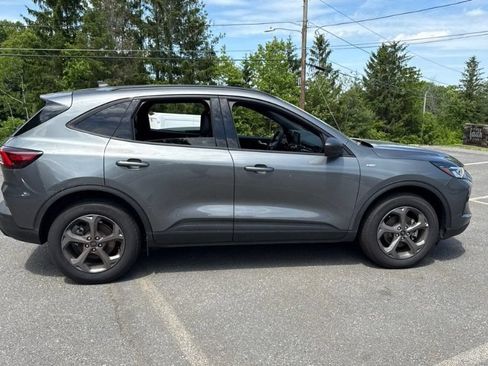 Used 2025 Ford Escape ST-Line AWD/4WD image 8