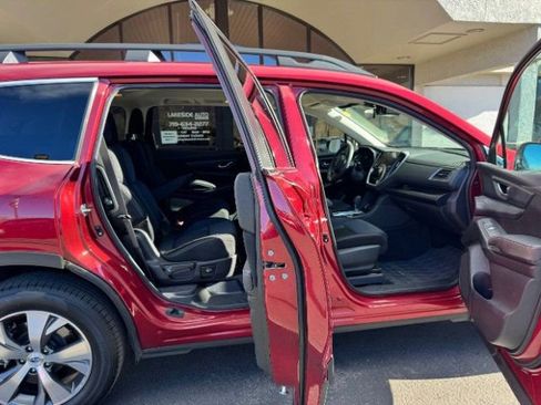 Used 2024 Subaru Ascent Premium w/ Convenience Package AWD/4WD image 9