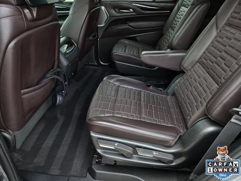Used 2023 Cadillac Escalade V AWD/4WD image 15