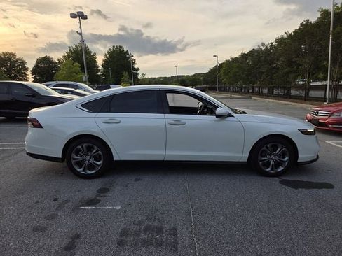 Used 2024 Honda Accord EX image 7