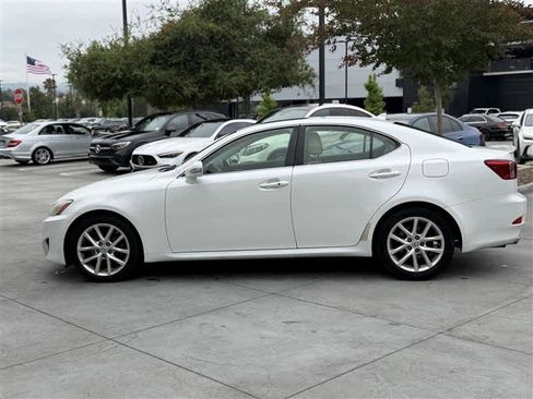 Used 2012 Lexus IS 250 w/ Premium Pkg Value Edition RWD image 3