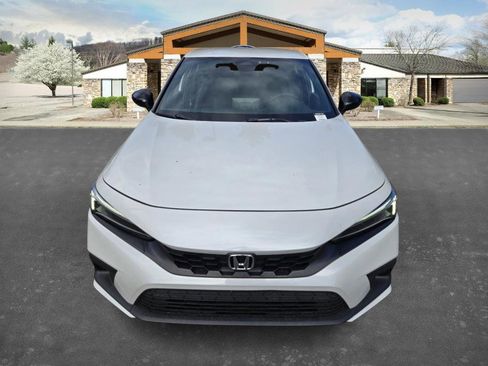 Used 2024 Honda Civic Sport image 2