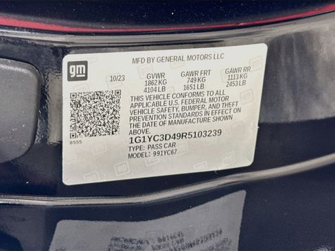 Used 2024 Chevrolet Corvette Stingray Premium Conv w/ 3LT RWD image 30