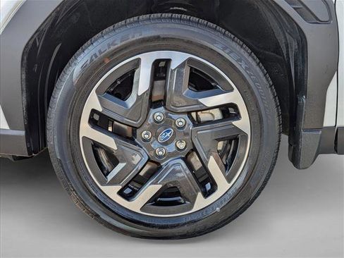 Used 2025 Subaru Forester Premium w/ Protection Package (1PH) image 9