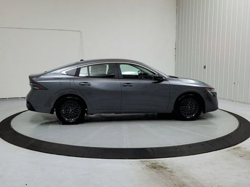 New 2026 Nissan Sentra SV w/ Floor Mat Package FWD image 8