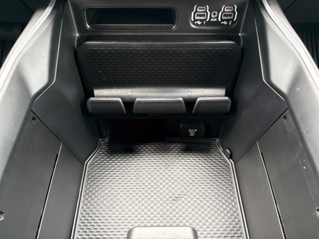 Used 2022 RAM 1500 Big Horn AWD/4WD image 32