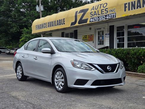 Used 2016 Nissan Sentra SV FWD image 1