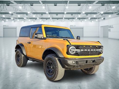 Used 2022 Ford Bronco Wildtrak image 4