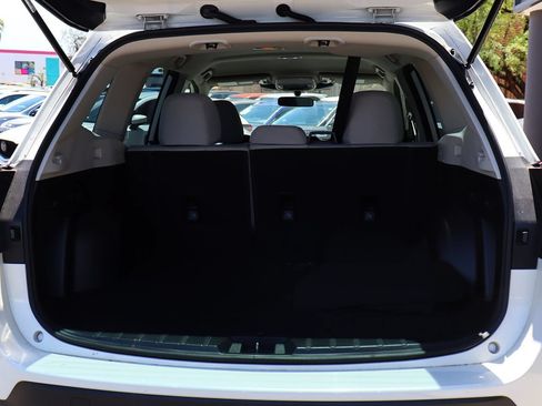Used 2022 Subaru Forester AWD/4WD image 25